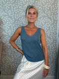 Load image into Gallery viewer, Cille top jeans Blue
