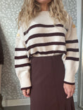 Load image into Gallery viewer, Jely Skirt Brown
