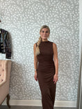 Load image into Gallery viewer, Mo Dress Brown
