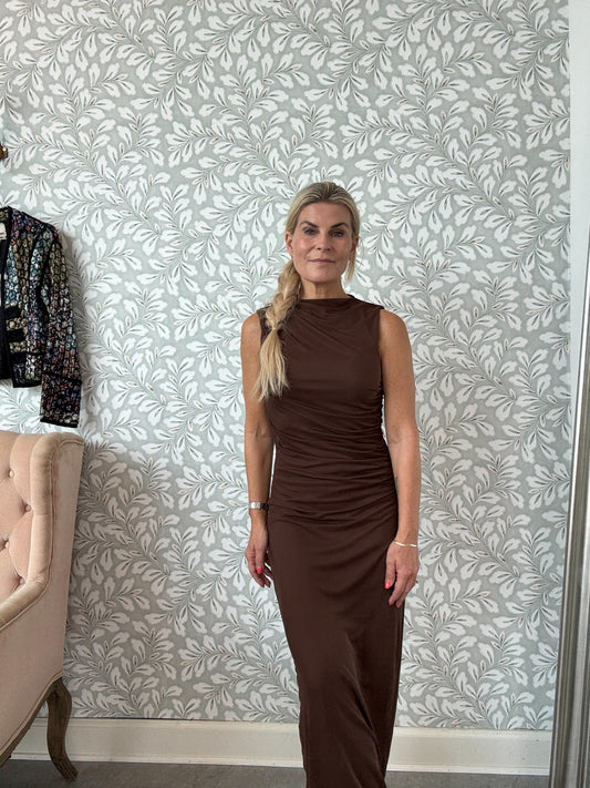 Mo Dress Brown