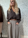 Load image into Gallery viewer, Chekered skirt mini
