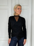 Load image into Gallery viewer, Lace pullover Black
