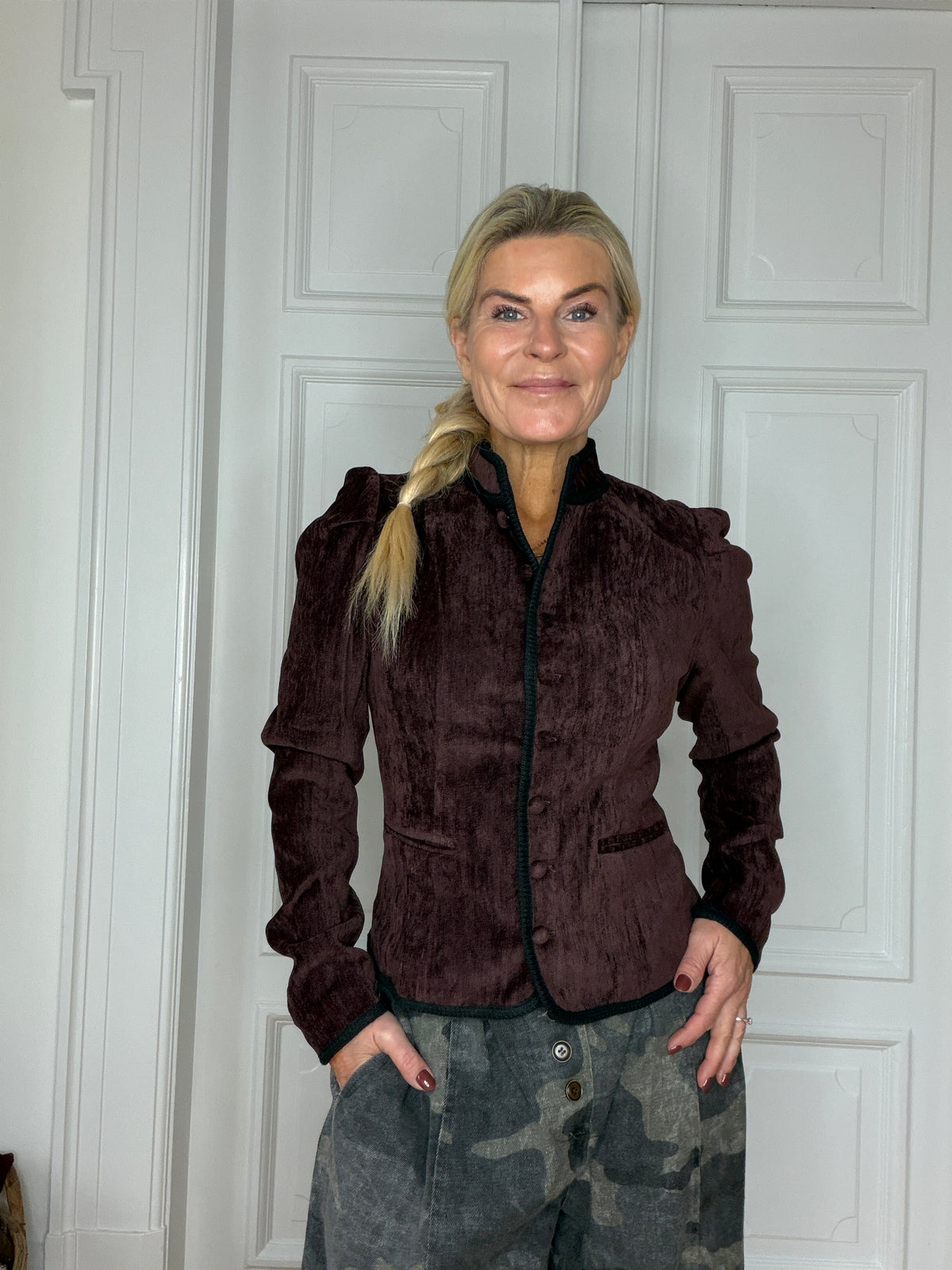 Velour jacket Brown