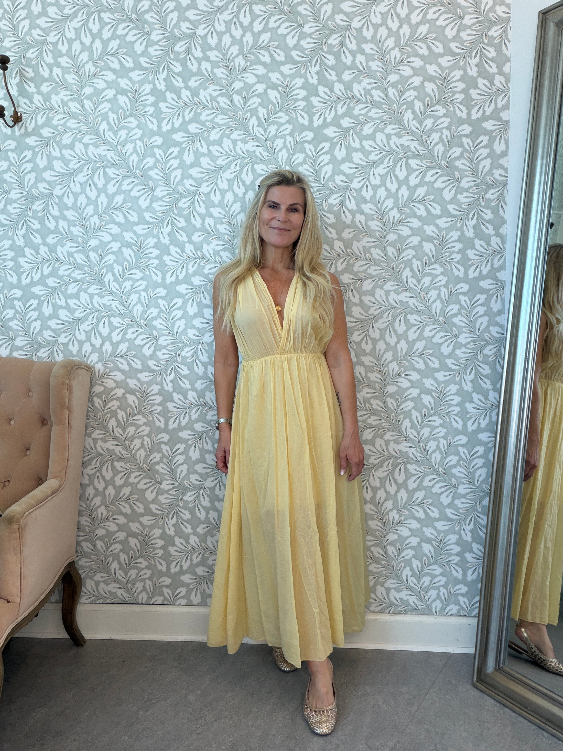 Dora dress yellow