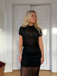 Load image into Gallery viewer, Kila dress Black
