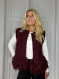 Load image into Gallery viewer, Chile vest bordeaux

