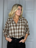 Load image into Gallery viewer, Sarah Shirt Brown
