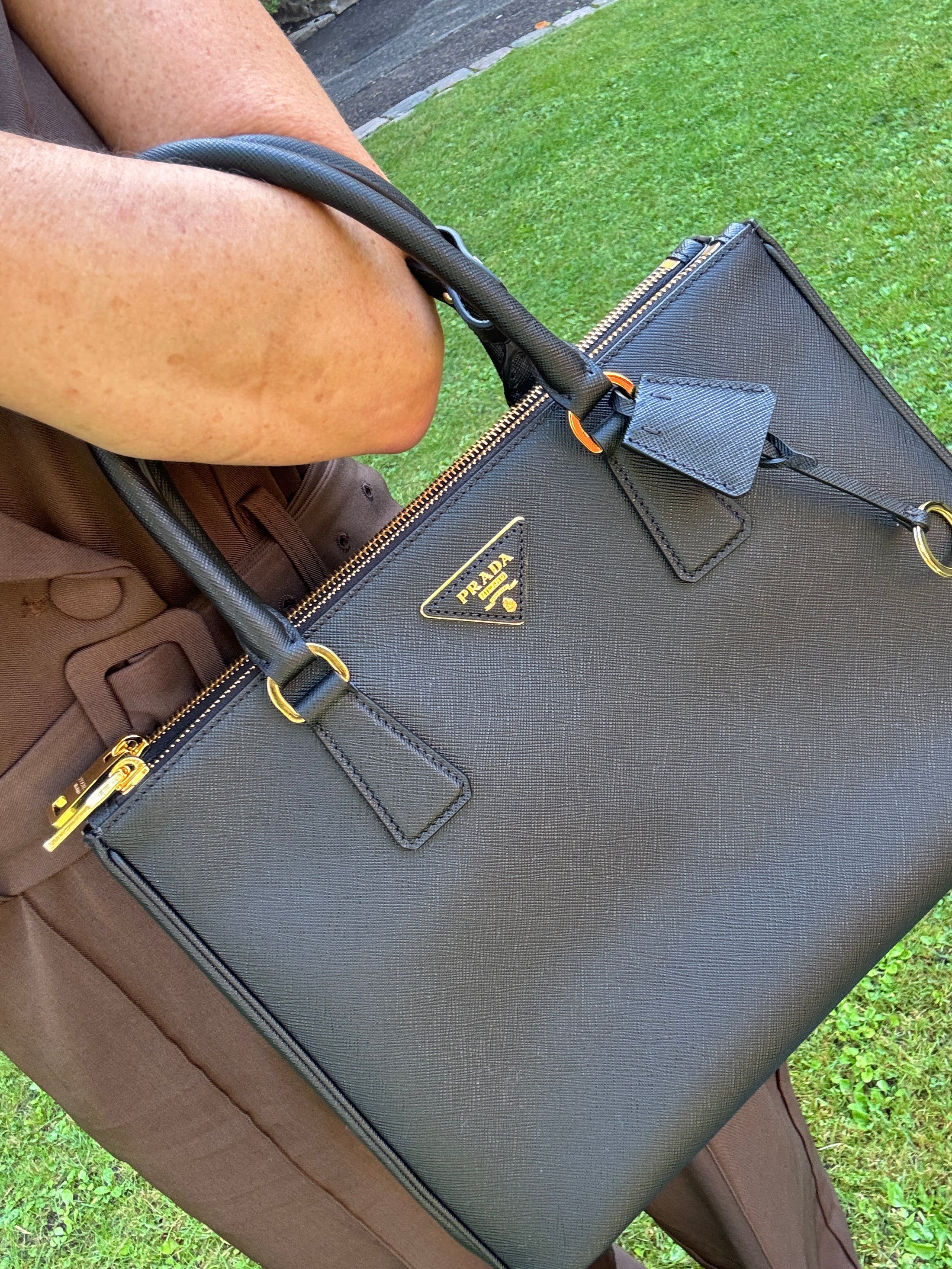 Large Prada Galleria Saffiano