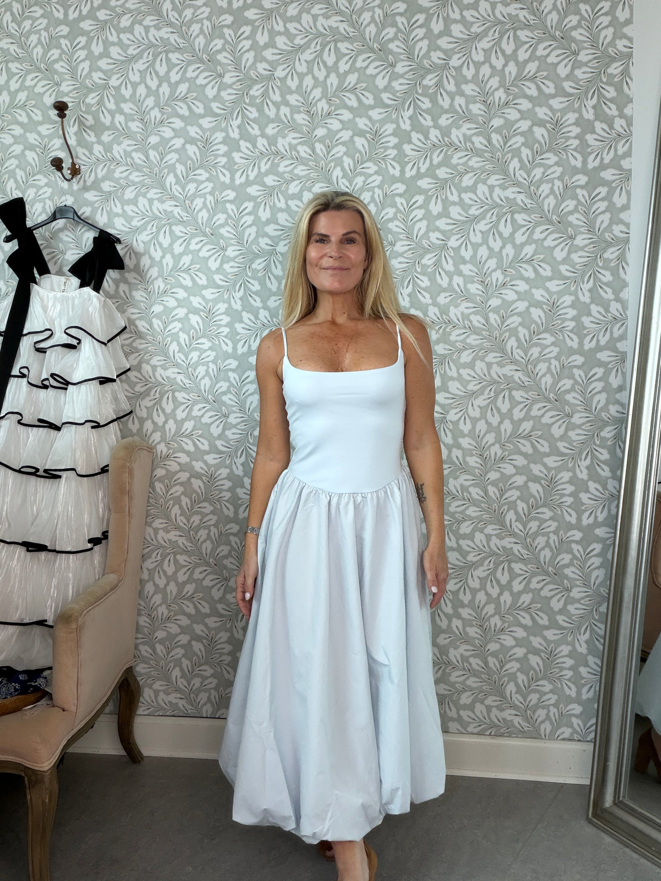 Balloon dress blue