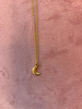 Load image into Gallery viewer, Moon necklace
