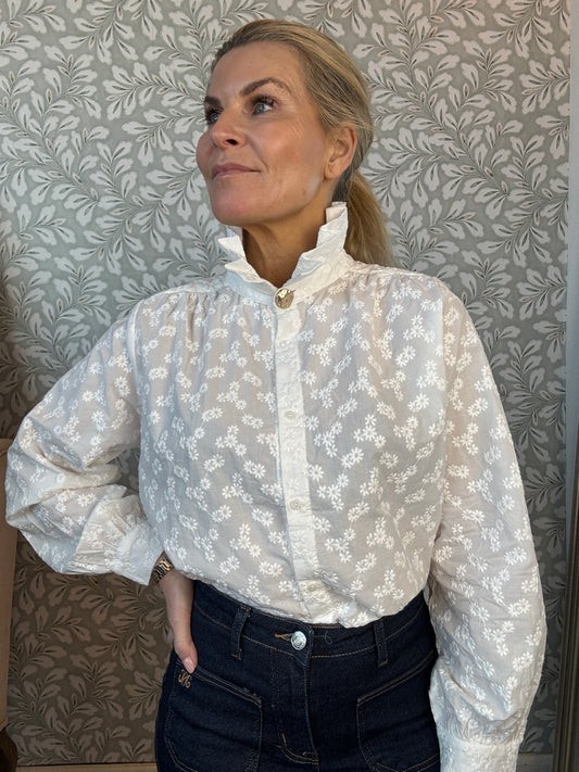 White Shirt with flowerprint