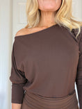 Load image into Gallery viewer, Casy Blouse Brown
