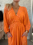 Load image into Gallery viewer, Sura dress
