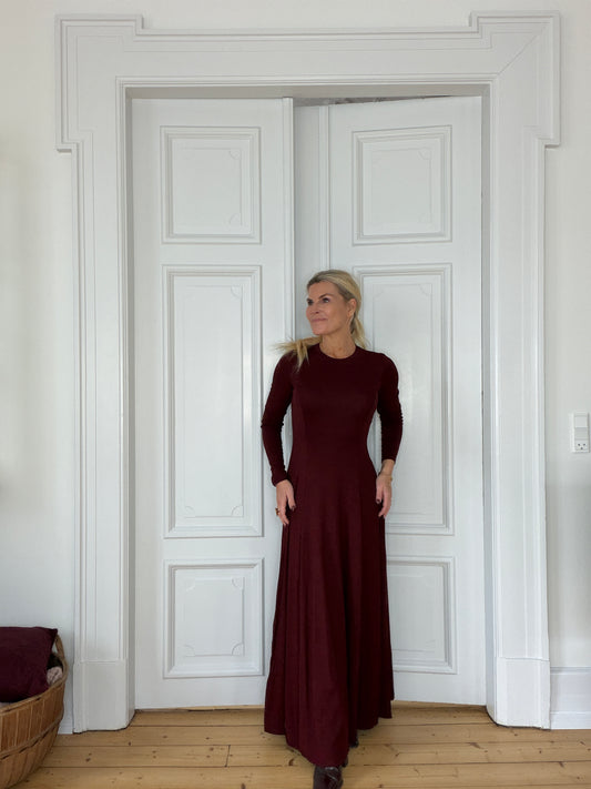 Jola dress bordeaux