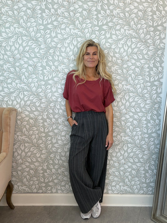 Striped pants Grey