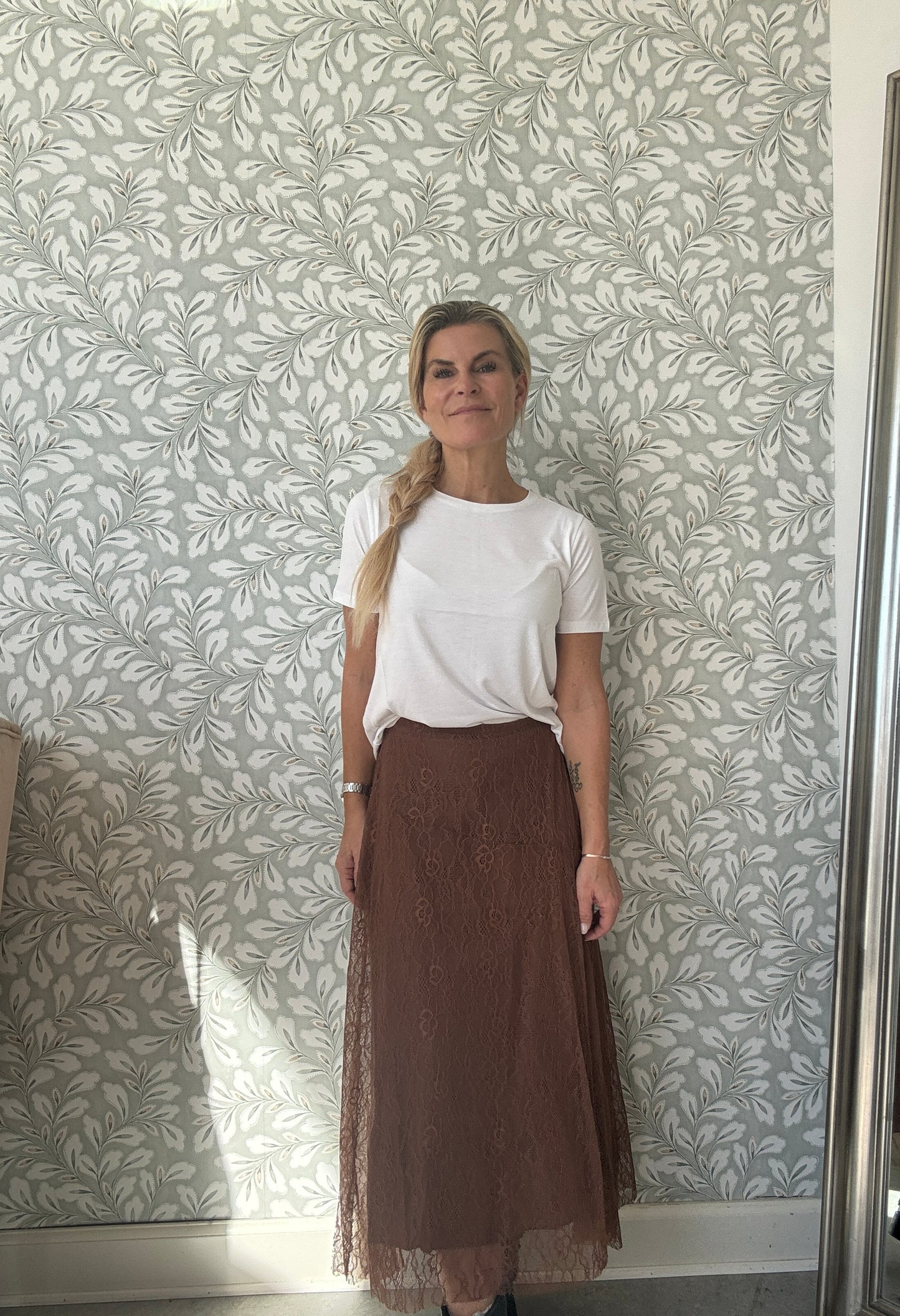 Lace skirt Camel
