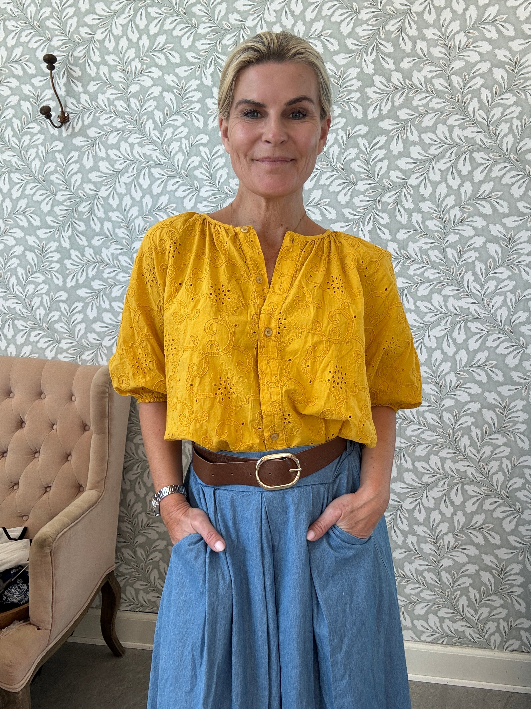Tyra shirt yellow