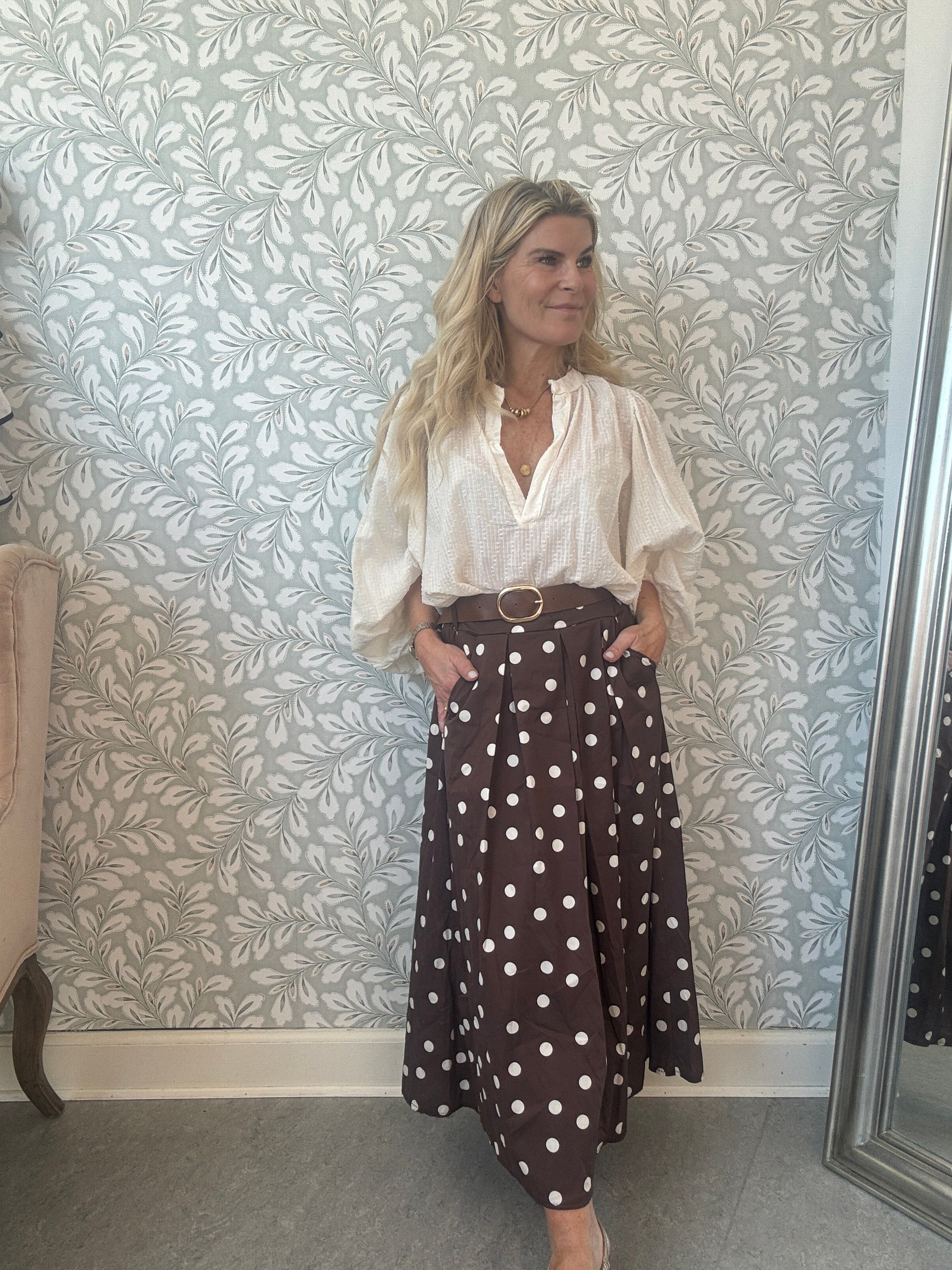 Dot Skirt Dark Brown Big dots