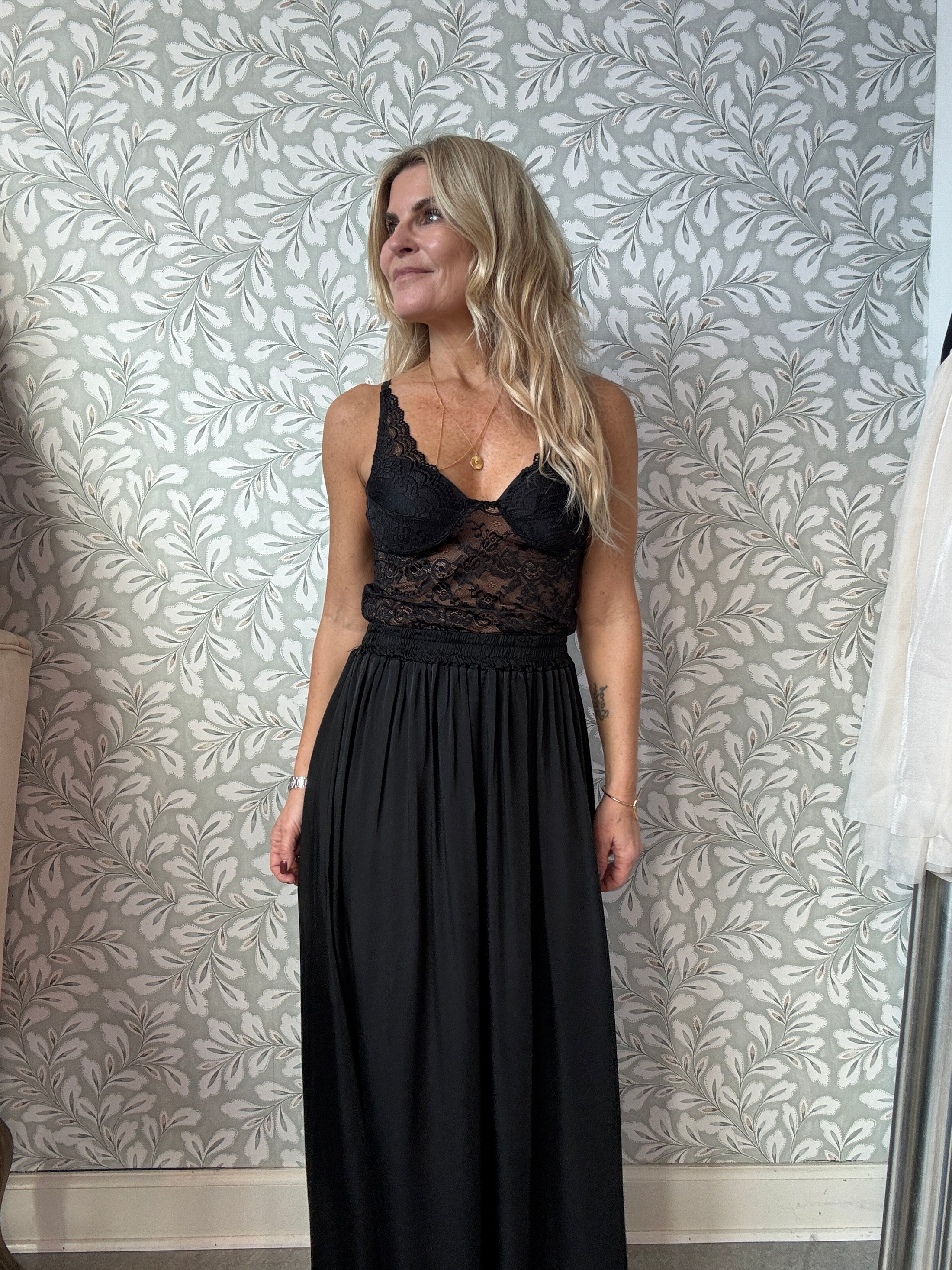 Lila Skirt Black