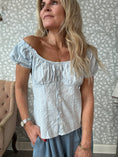 Load image into Gallery viewer, Bluse9
