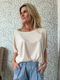 Load image into Gallery viewer, Basic tee short sleeve Offwhite
