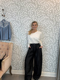 Load image into Gallery viewer, Soft denim Black
