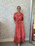 Load image into Gallery viewer, Ditte shirtdress
