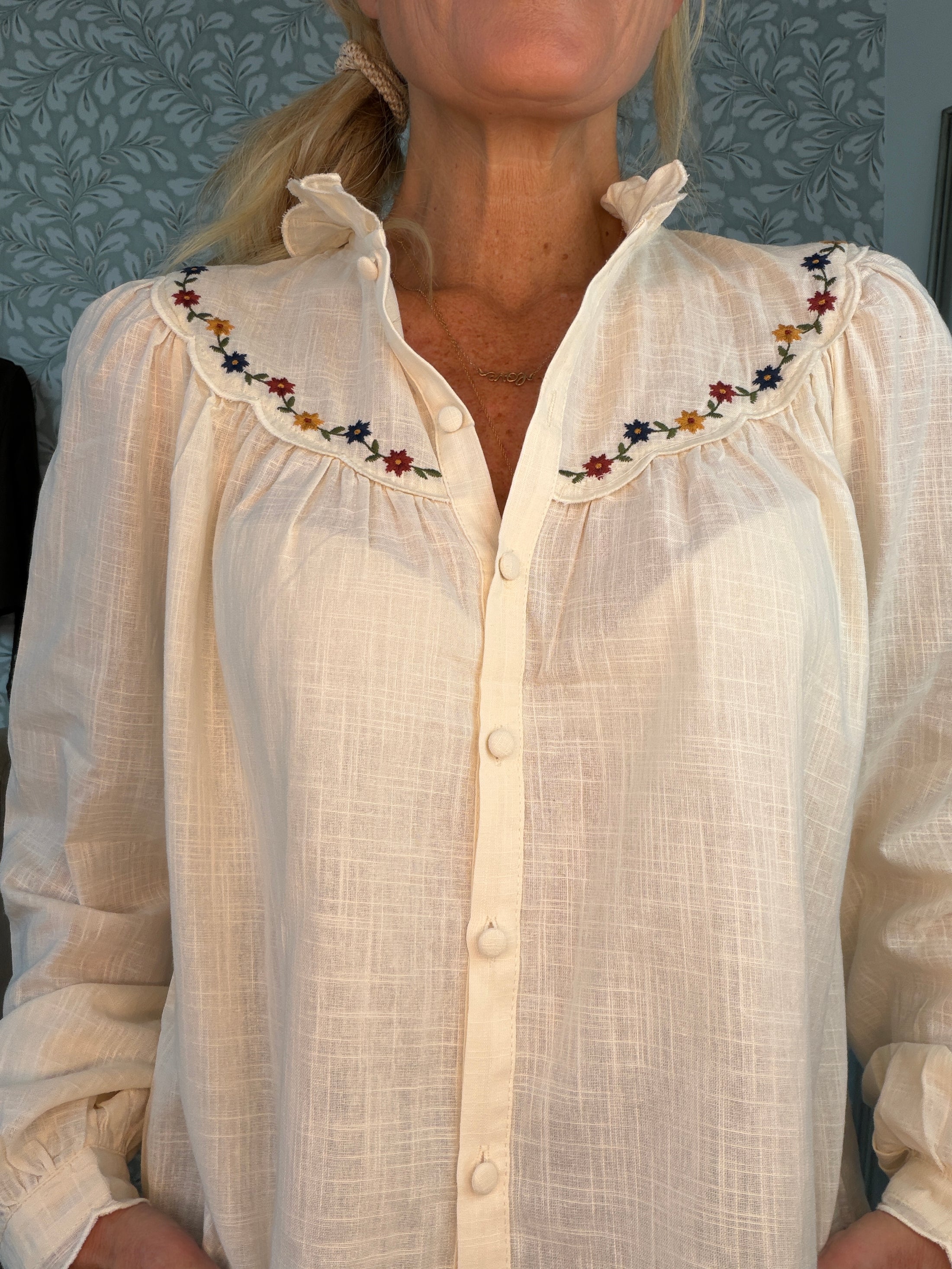 Mia Shirt
