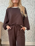 Load image into Gallery viewer, Coco Sweatpants Brown
