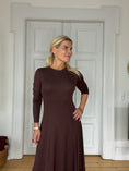 Load image into Gallery viewer, Jola dress Brown
