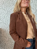 Load image into Gallery viewer, Velvet Jacket Brown

