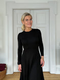Load image into Gallery viewer, Jola dress Black

