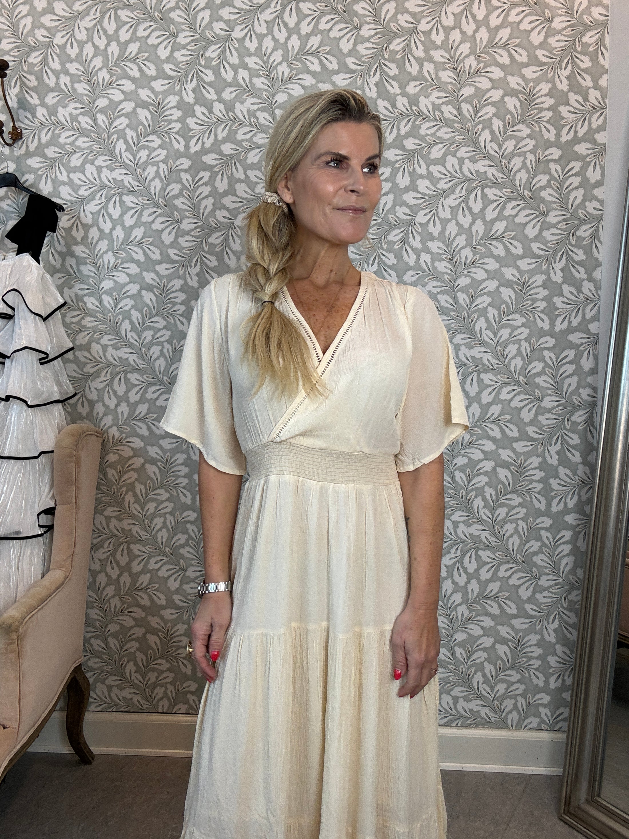 Uncha dress creme