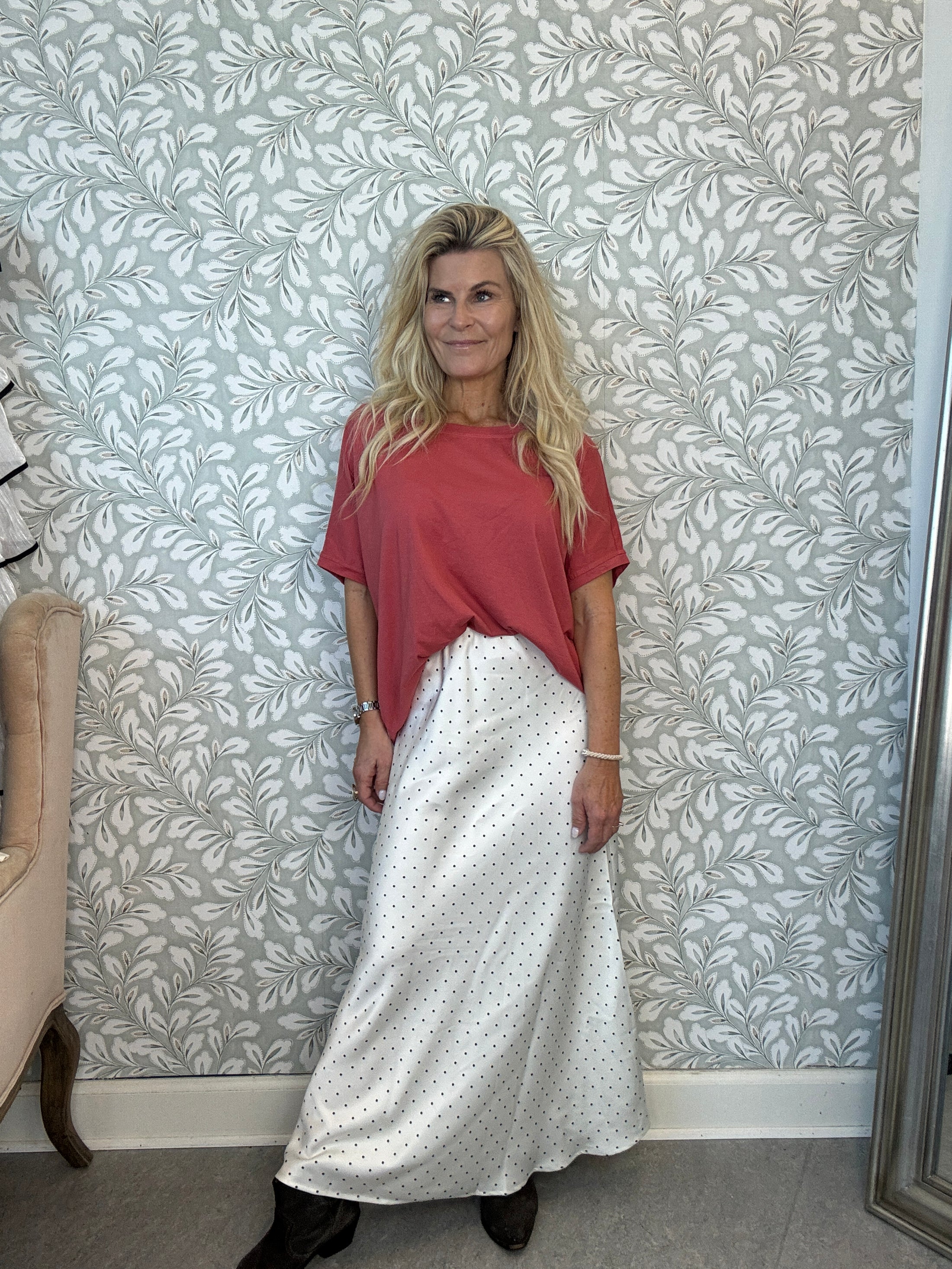 Liva Skirt White