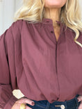 Load image into Gallery viewer, Sissel Shirt plum

