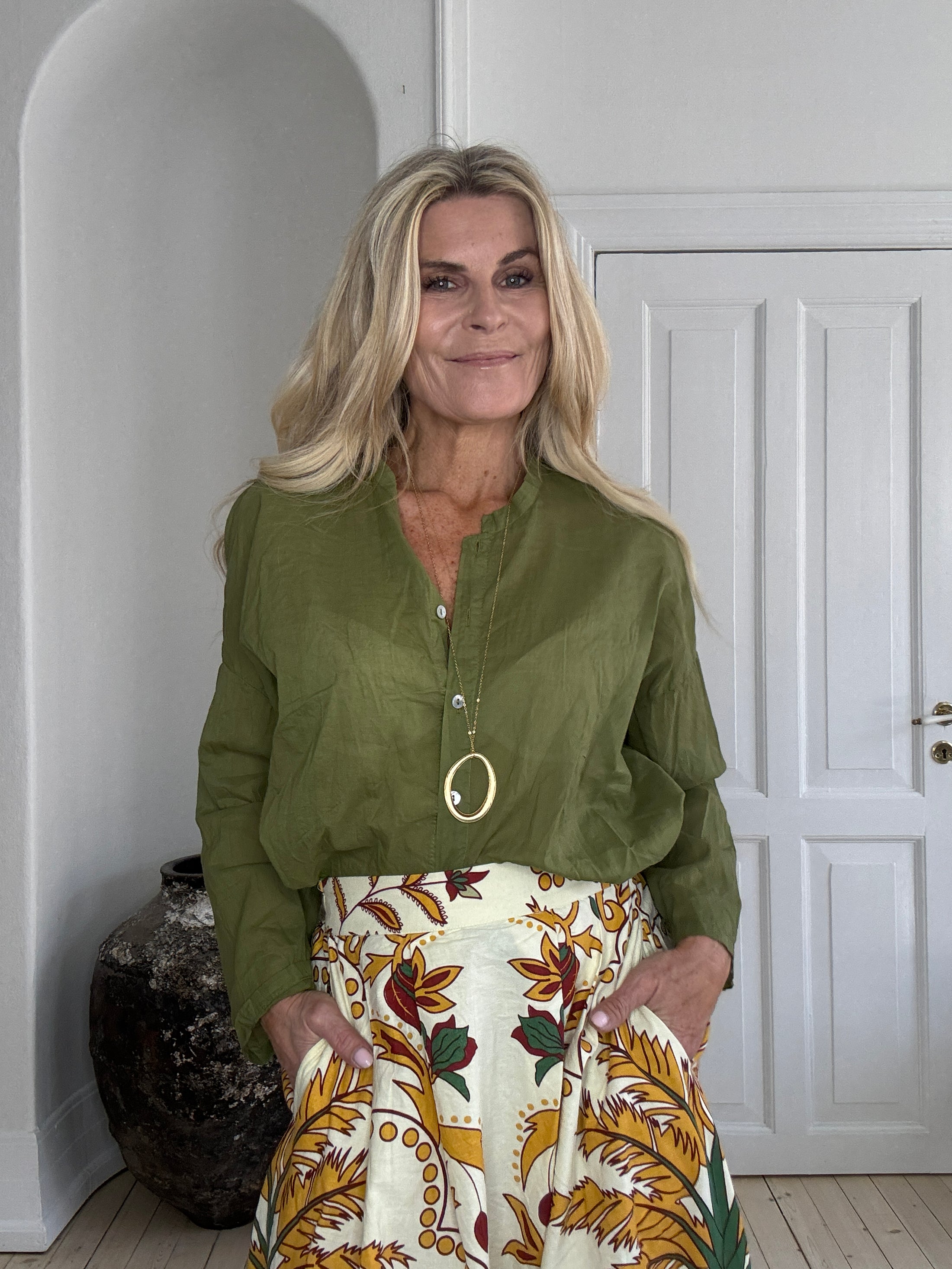 Lea shirt green