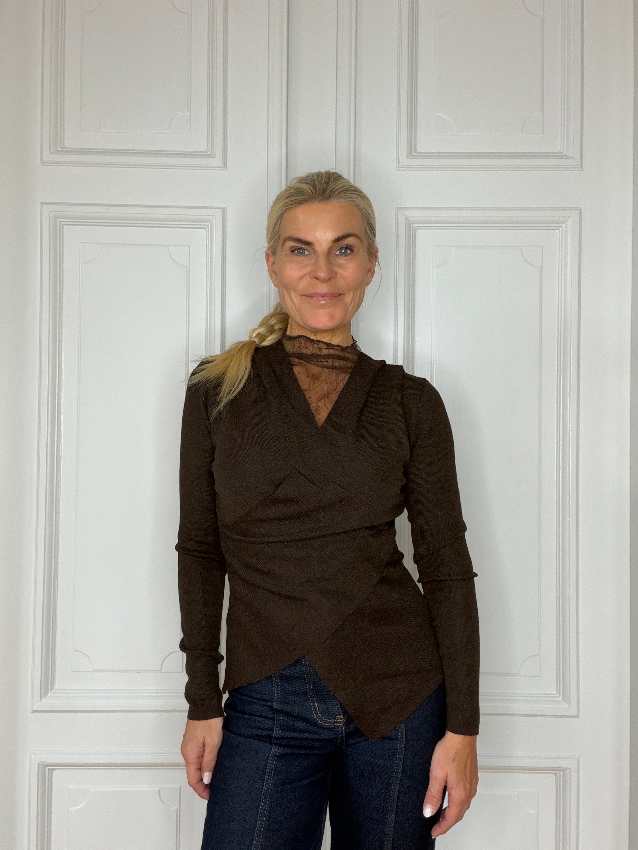 Lace pullover chokolate