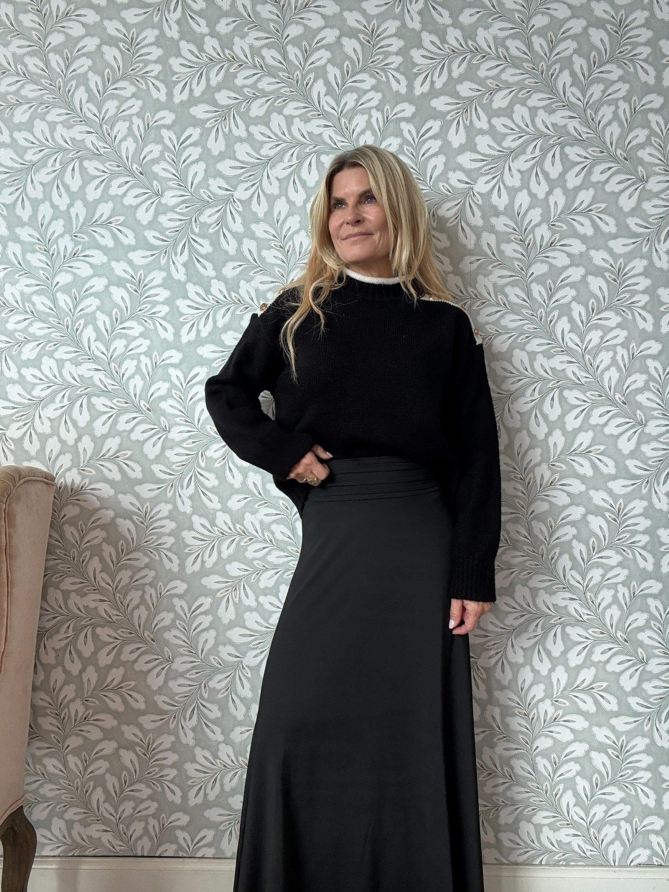 Mora Skirt Black