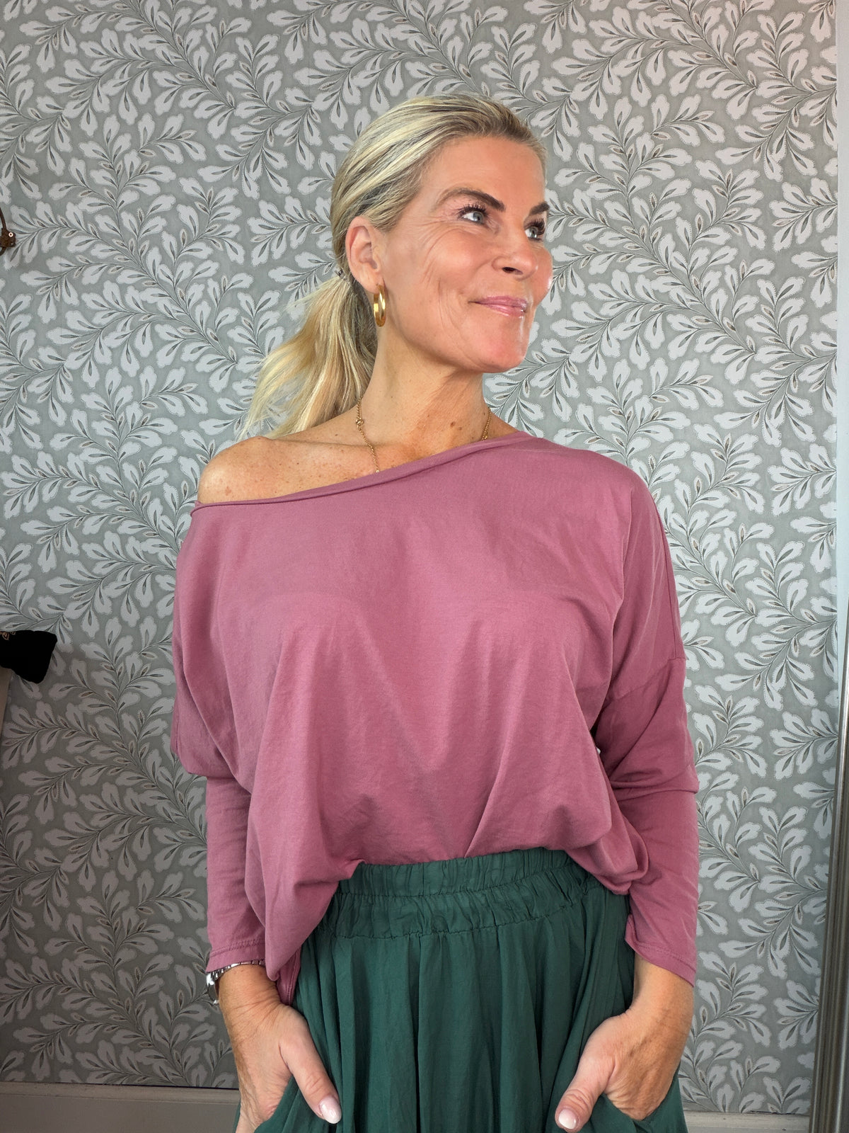 Basic tee light purple