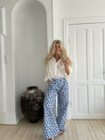 Load image into Gallery viewer, Ida pants Blue
