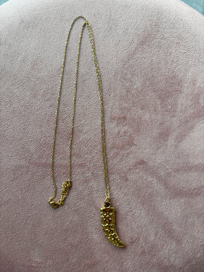 Joile Necklace