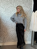 Load image into Gallery viewer, Smilla Skirt Black
