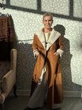 Load image into Gallery viewer, Retro coat Brown
