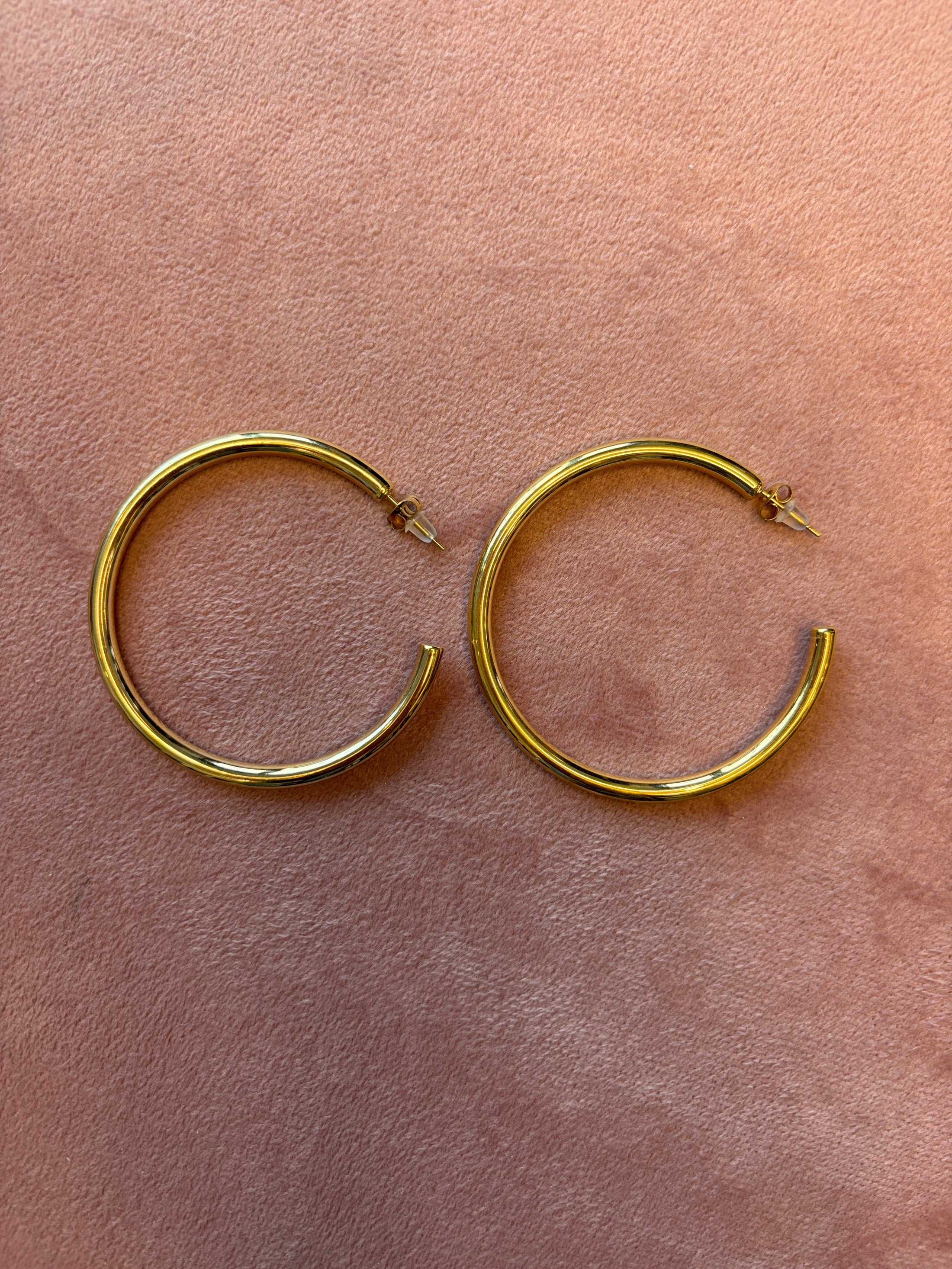 Nomi Hoops large