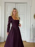 Load image into Gallery viewer, Trisha dress plum
