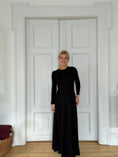 Load image into Gallery viewer, Jola dress Black
