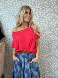 Load image into Gallery viewer, Basic tee short sleeve coral
