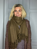 Load image into Gallery viewer, Cashmere Scarf Brown
