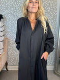 Load image into Gallery viewer, Boho kaftan shirtdress Black
