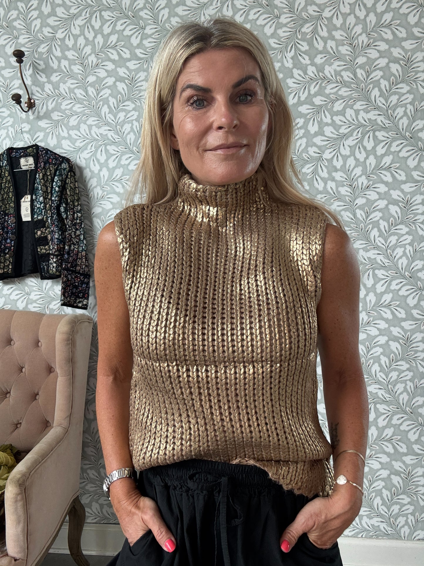 Gold top